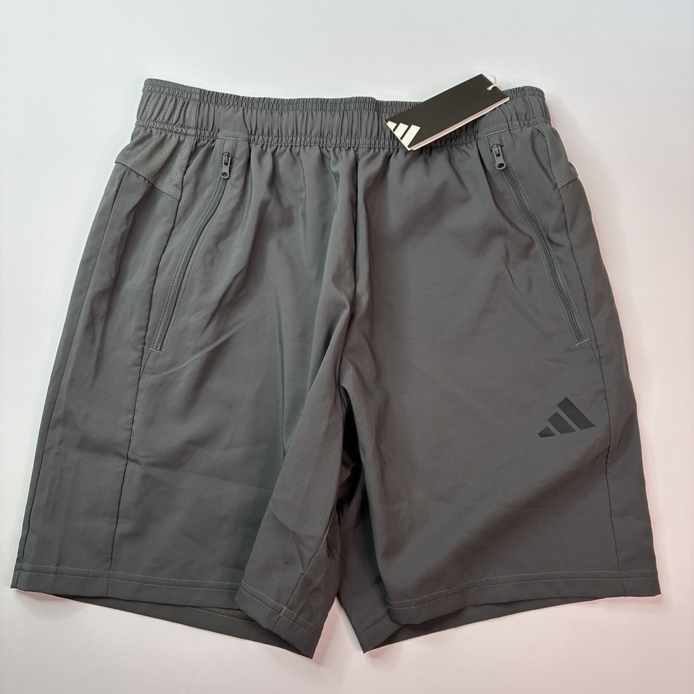 Adidas Men's Training Shorts M Gray/Black 7" Inseam Elastic Waist Pockets IC6978